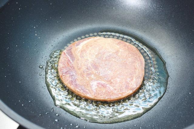 顶诺牛排和大希地牛排哪个好，口碑与销量该选哪个