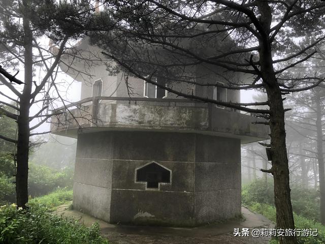 徒步南迦巴瓦峰最佳观景台，雾中徒步薄刀峰