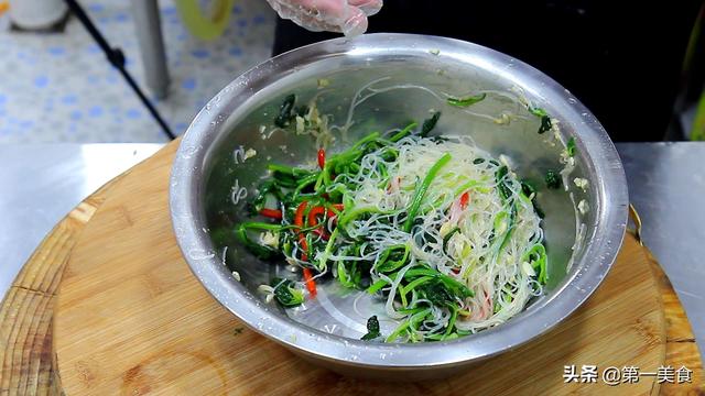 菠菜拌粉丝的做法，拌菠菜粉丝的正确做法