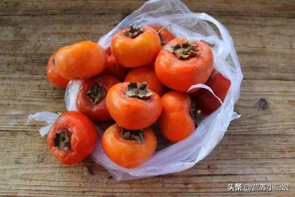 柿饼的制作方法，柿饼怎么制作才好吃（做柿饼原来如此简单）