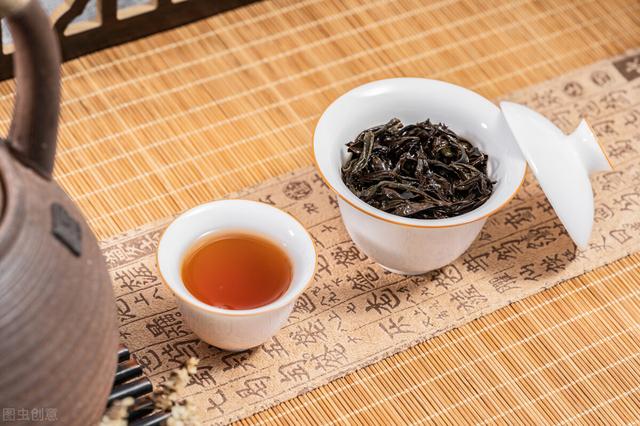乌龙茶铁观音和大红袍，铁观音与大红袍却相差甚远