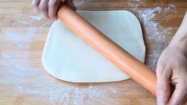 怎么做葱油花卷，葱香花卷怎么做最简单又好看（教你做好看又好吃的葱油花卷）