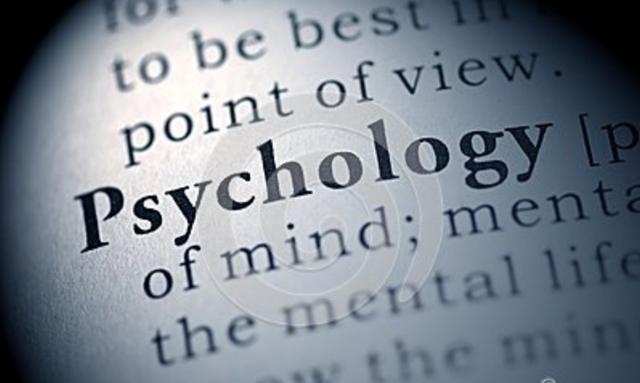 为什么会梦到一个人，心理学为什么会梦到一个人（一个人出现在你的梦里）