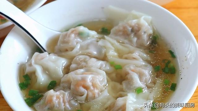 关于馄饨做法及配料最简单教程，鲜肉馄饨这样做调料