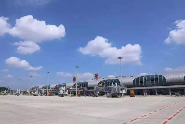 赣州市黄金国际机场已经通航32个国内城市1个国外城市，赣州市黄金国际机场已经通航32个国内城市1个国外城市