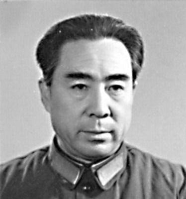 扮演周总理的16位特型演员哪个最像，演得太像周恩来总理了