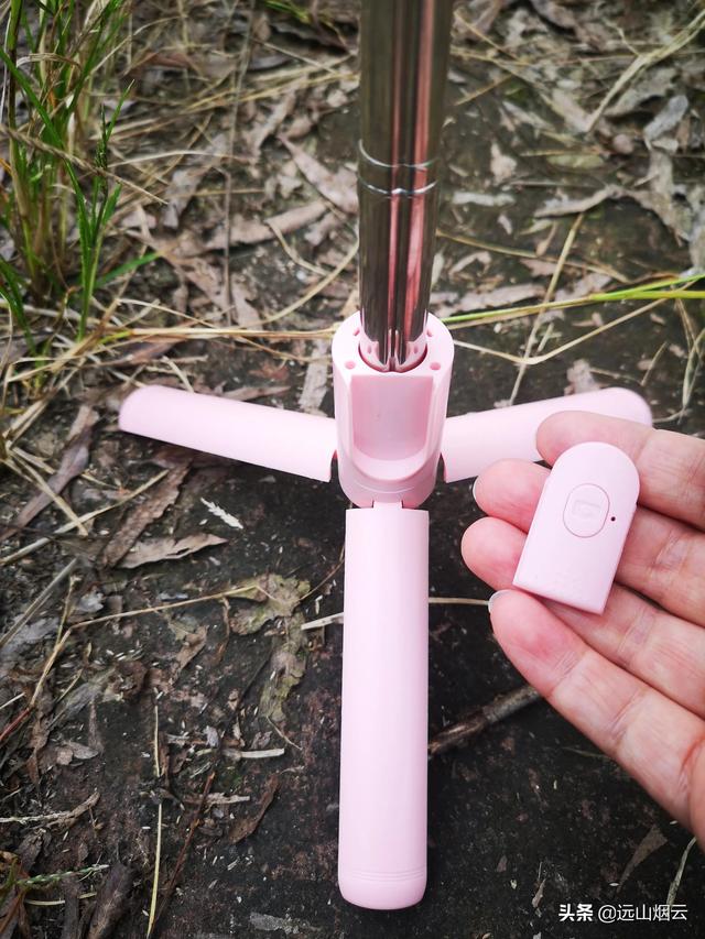 自拍杆使用方法大全，手把手教你使用自拍杆