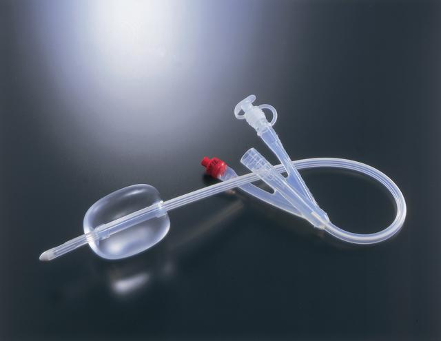 插尿管疼还是拔尿管疼，拔尿管疼还是插尿管疼（没想到痛得让一个男人撕心裂肺）