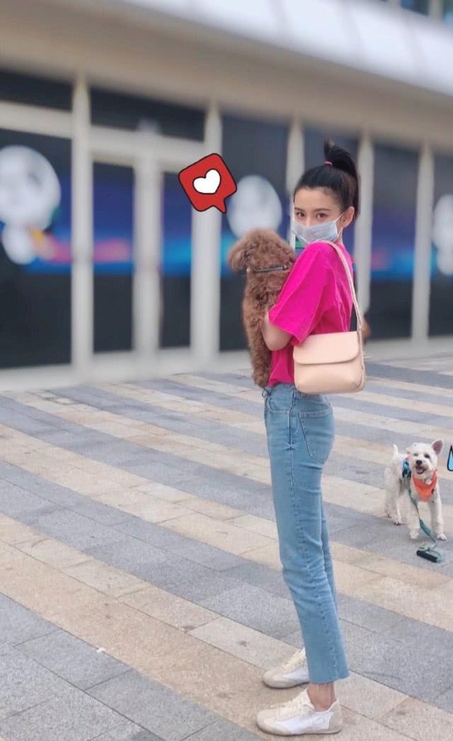 各類玫紅粉色系搭配look！休閒時尚不難搭，明星潮人都這樣穿 娛樂八卦吃瓜 第2张