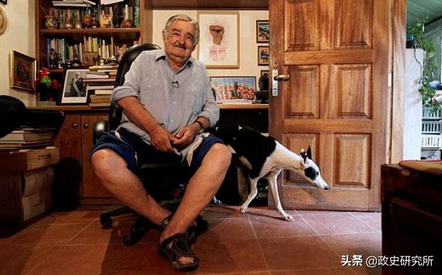 史上最穷总统身价，世界最穷总统住农村开破车