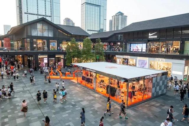 成都旅游十大必去景点，成都旅游攻略必去的10大景点（成都旅游必去十大景点推荐）