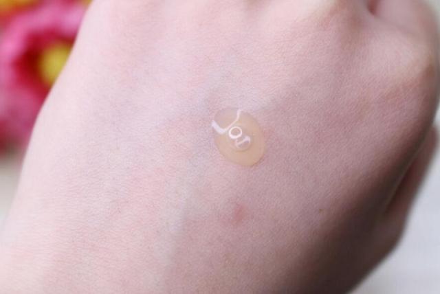 雅诗兰黛精华露，雅诗兰黛特润修护肌透精华露测评（冬季夜间修护肌肤）