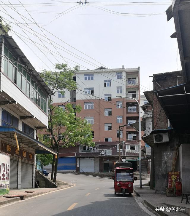 重庆万盛经开区万东镇，万盛万东镇：开展国防教育