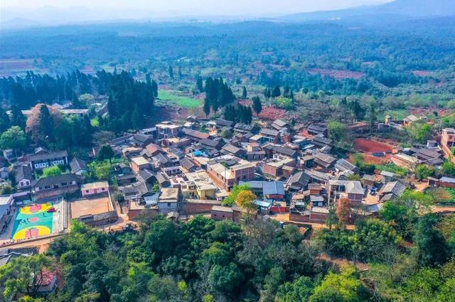 弥勒的景点有哪几个地方，牛了弥勒这3个村