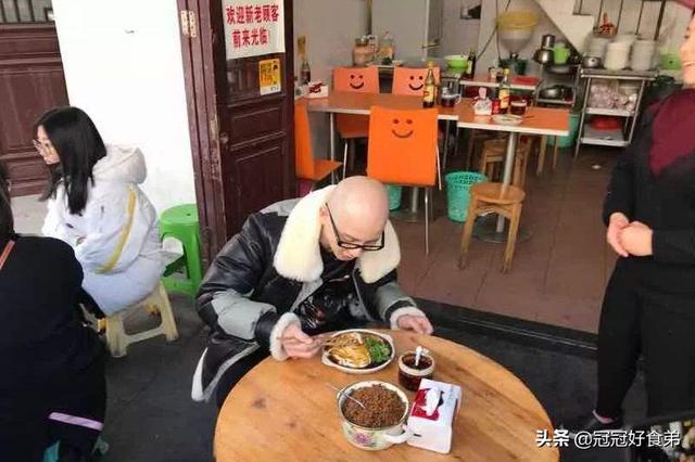 潮州的美食有什么肠粉是怎么做的，《广东风味》——潮州肠粉