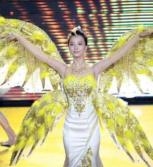 王珞丹惊艳的照，可惜了从一线女星