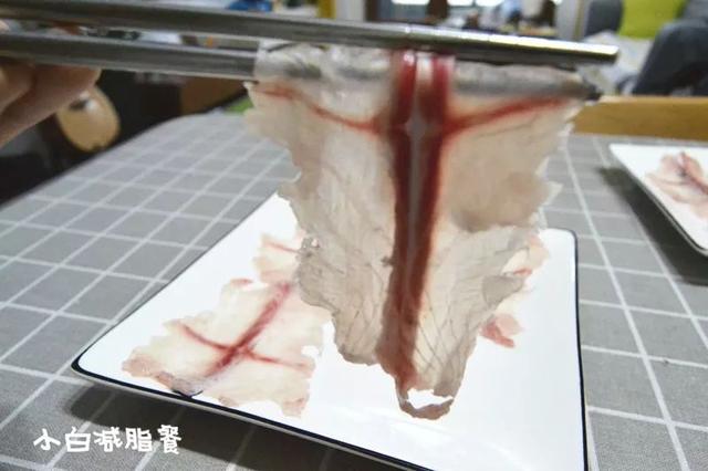花斑鱼怎么做好吃，花斑鱼切片怎么做（加盐和料酒就错啦）