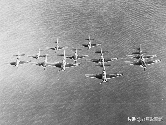 无畏式俯冲轰炸机，sbd3无畏式俯冲轰炸机退役时间（二战历史上最著名的三款“俯冲轰炸机”）