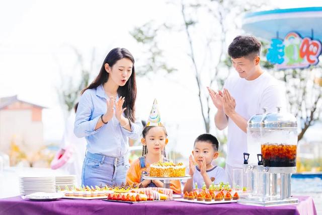 昆明梦幻联邦乐园什么值得玩，昆明周边惊现世界奇迹上的欢乐王国