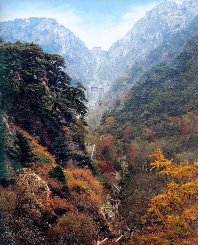 泰山登山路线图，泰山旅游必备路线图