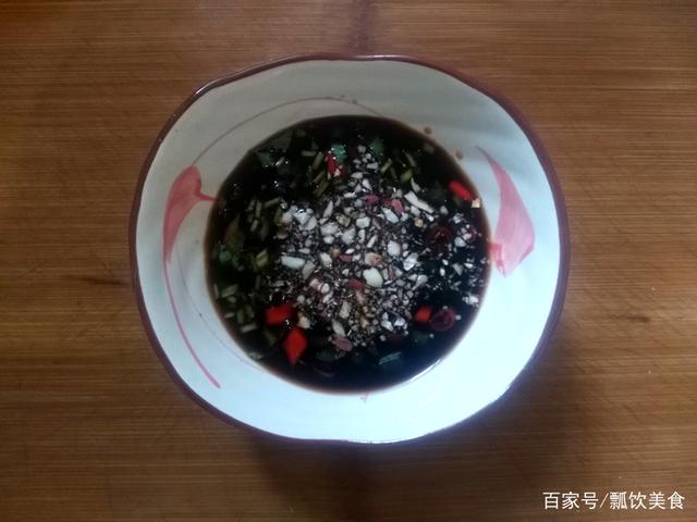 火锅蘸料怎么调好吃，调火锅蘸料时怎样做才最好吃