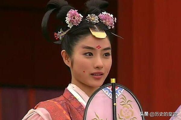 日本八位女天皇，日本第六位女天皇