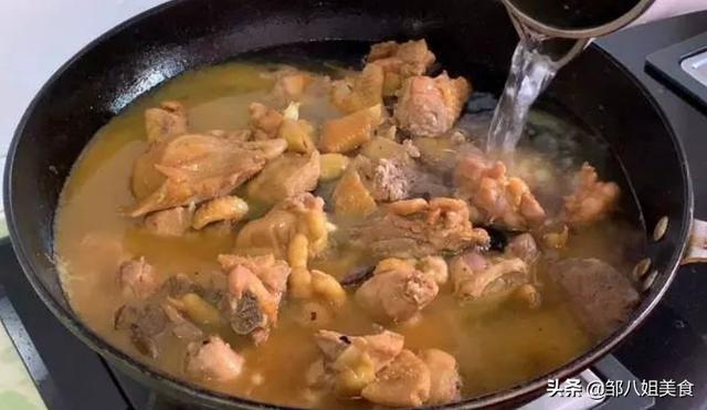炖鸡怎么炖最好吃又不柴，炖鸡时多做两步