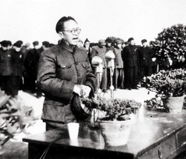 中国大将军衔名单，开国十大将领名单（十位大将都担任什么职务）