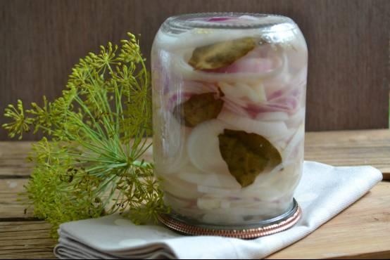 俄罗斯酸黄瓜的腌制方法，俄罗斯酸黄瓜