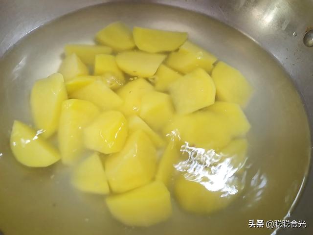 在家自己做铁板烧烤种类，这个秘制配方味道很正宗