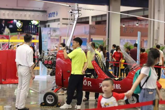 第一届海南欢乐节主会场，现场直击镜头聚焦