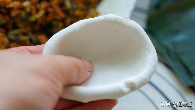 糯米团子怎么做，糯米团子的正宗做法配料