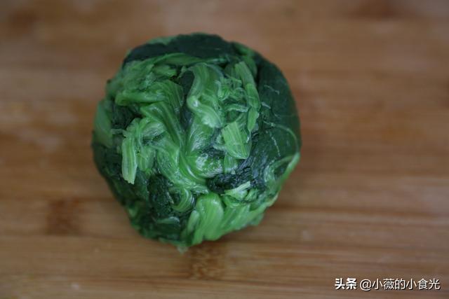 素馅元宝馄饨做法，元宝馄饨简单食材