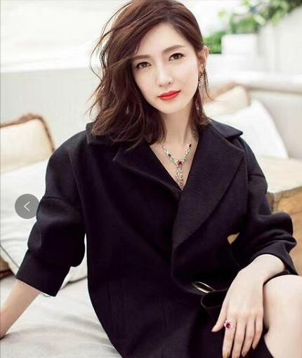 什么口红比较好，比较好用的口红排行榜前十名（深受女生喜欢的十大口红品牌）