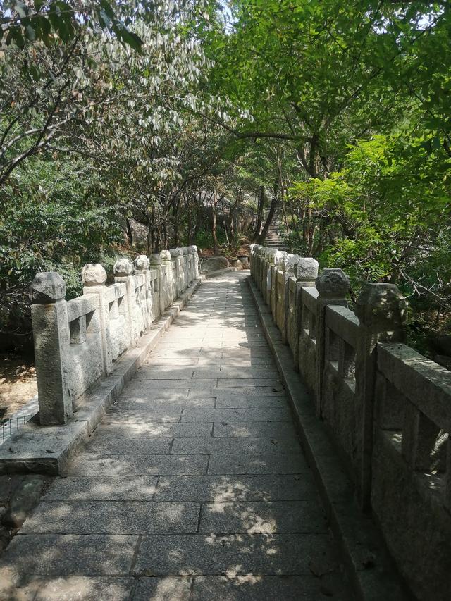 崂山巨峰游玩需要多少时间，崂山巨峰游览攻略