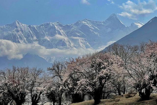 317川藏线的最美风景，一个景色绝美的小众人文秘境