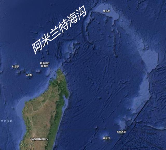 全世界最神秘的海沟，人类捕获海底最深鱼类