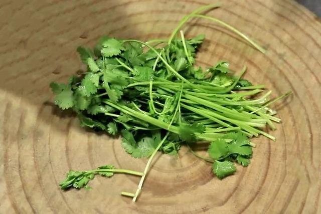 正宗香葱油的做法大全，10款自制复合油配方做法