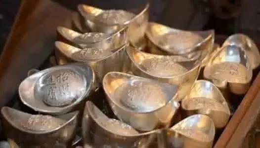 历史上知府是几品，真能有10万雪花银吗