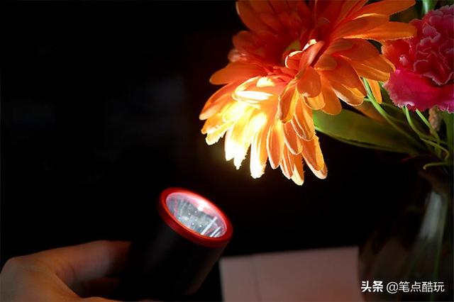 小米极蜂强光手电筒论坛，5档户外强光手电筒
