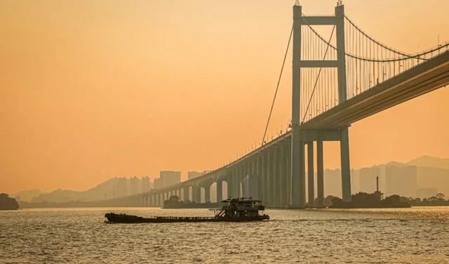 珠江入海口地理位置，珠江有几个入海口