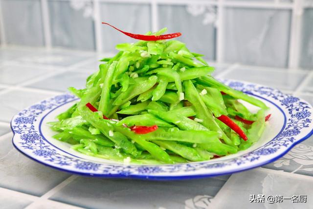 凉拌苦瓜怎么做，凉拌苦瓜正确最好吃的做法