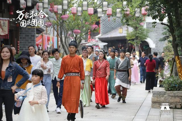 铜官窑古镇简介，铜官窑古镇必看景点介绍（湘江古镇群——“陶都”）