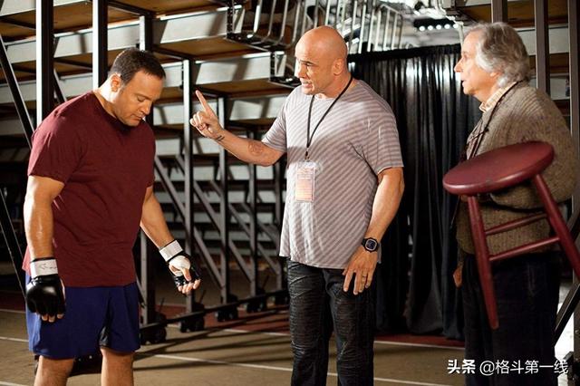 ufc第100期比赛，当年“骨头”琼斯只能为他做配角