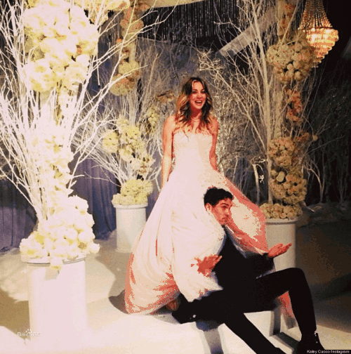 生活大爆炸谢尔顿，谢尔顿拿奖（《生活大爆炸》将拍新衍生剧）