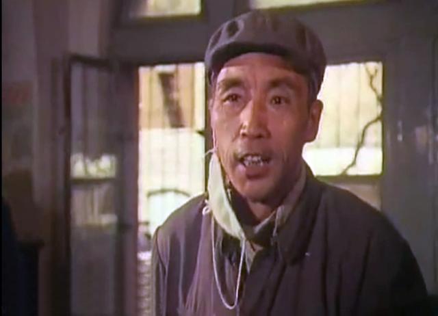 王心刚老电影故事片，张瑞芳主演孙道临朗诵