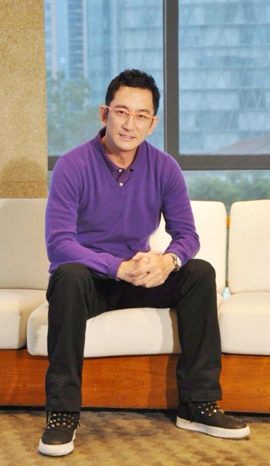 「模範前夫」吳啟華：二婚失敗，將長春籍小前妻當親人 娛樂八卦吃瓜 第6张