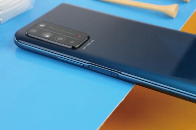 荣耀新旗舰x10，超能5G旗舰荣耀X10