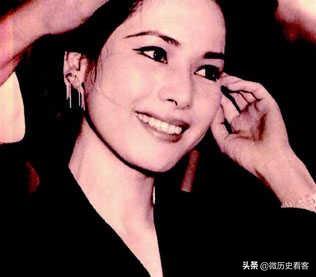 22岁嫁总统52岁打明妮，宗介波妞小（爆出了他与超模妻子布吕尼的婚姻内幕）