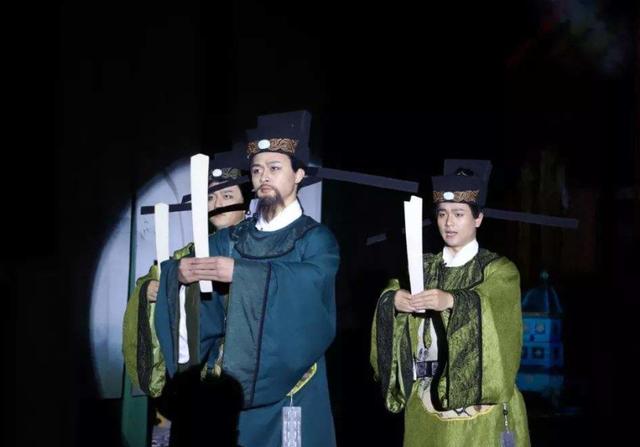 汉代的武将官职，汉代官员退休后